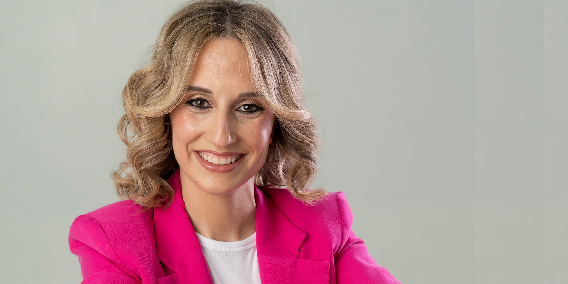 LORENA COS PRESENTA SU NUEVO LIBRO